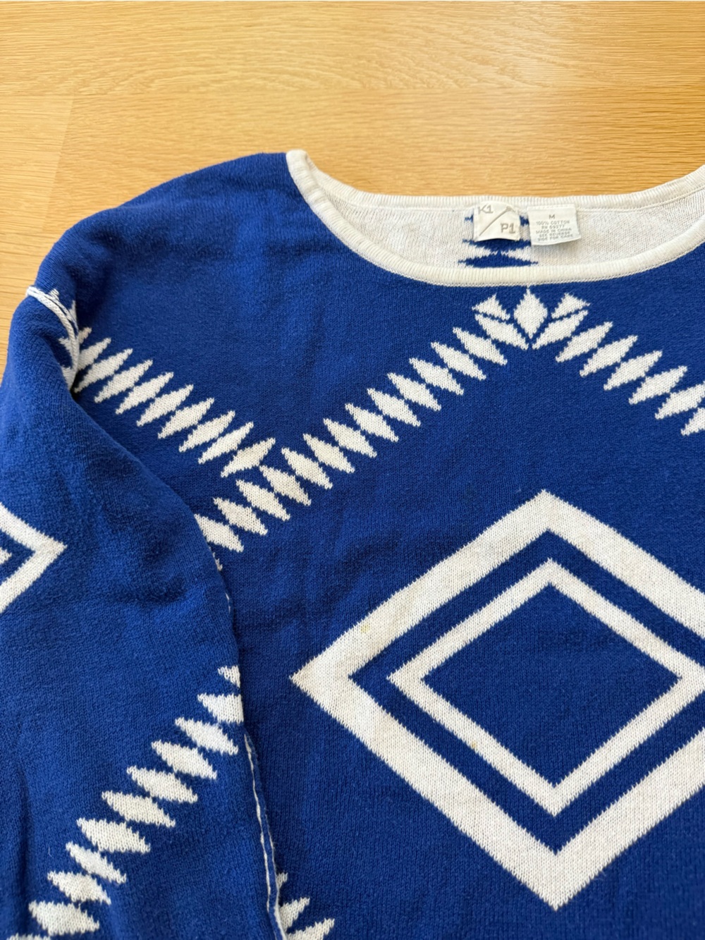 Men's Blue and White Geometric Sweater